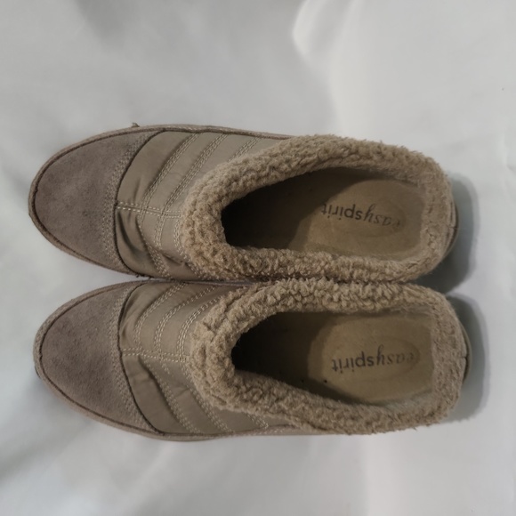 Easy spirit slips on sz 7 - Picture 3 of 4